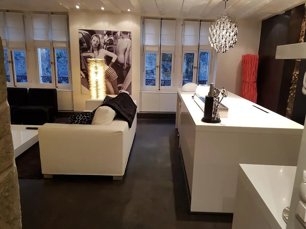 Fontaine Apartment Geneva